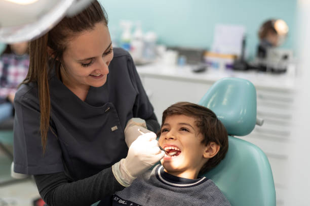 Best Emergency Root Canal Treatment in Glespie, IL
