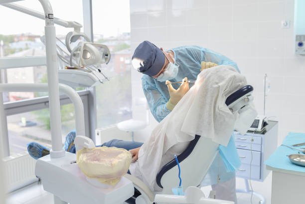 Best Holiday Emergency Dentist in Glespie, IL